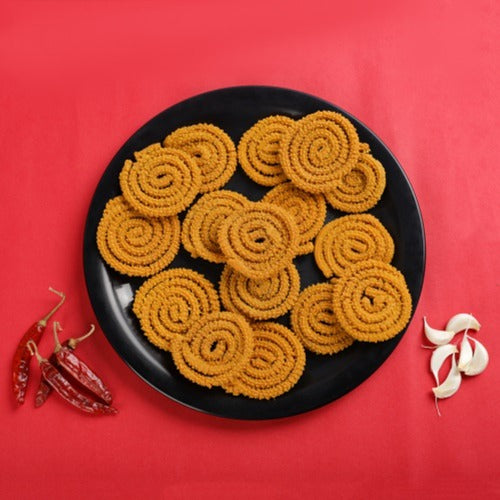 Spicy Garlic Bhajani Chakli